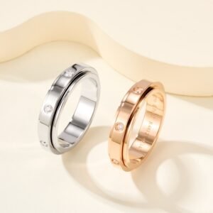 Time Run Narrow 7-Diamond Ring