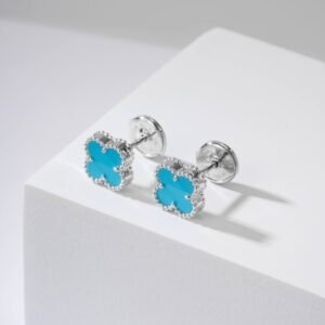 Mini Four Leaf Clover Turquoise Earnail