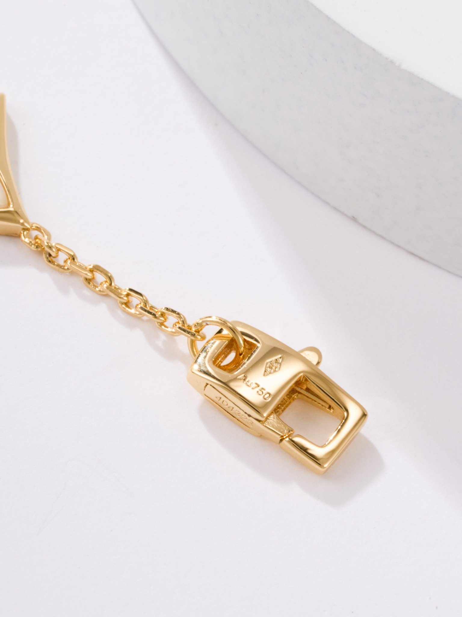 LV Classic Five Flower White Beimu Bracelet - 图片 4