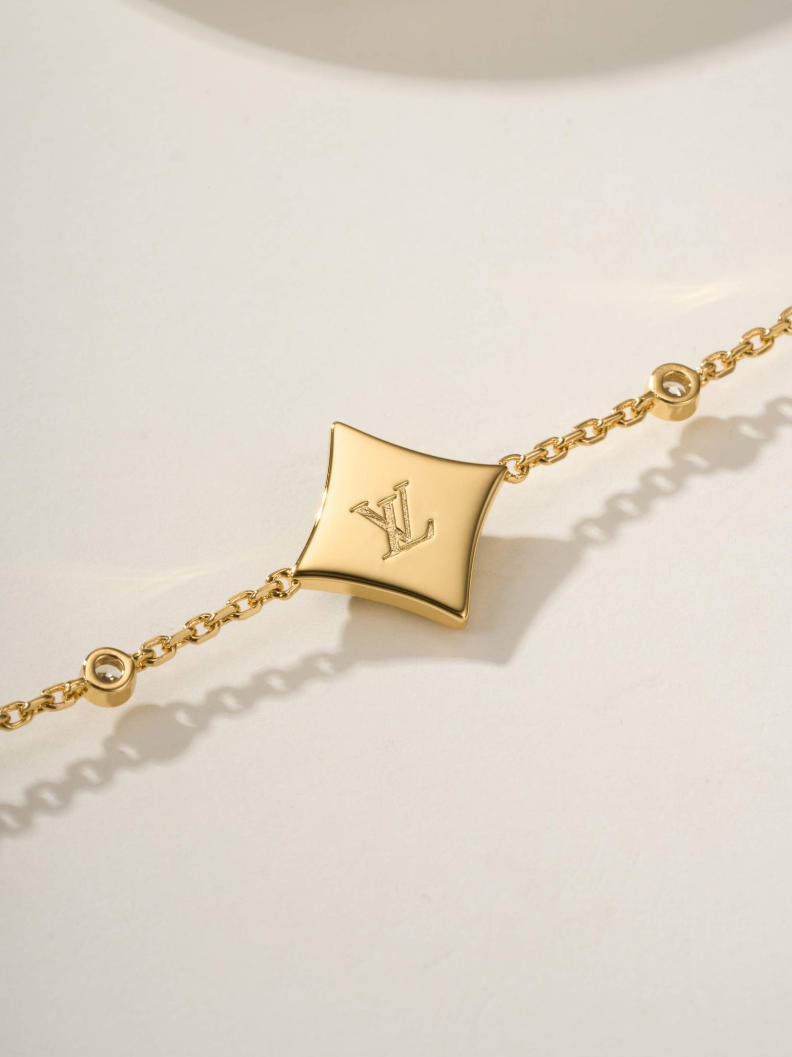 LV Classic Four Diamond Gold Black Agate 3-Diamond Bracelet - 图片 16