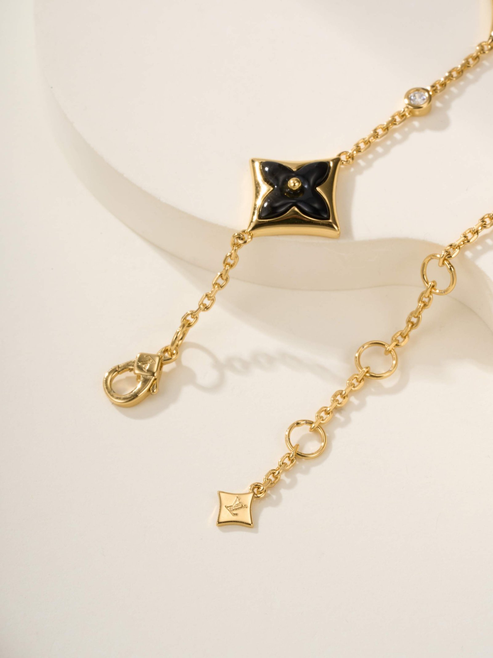 LV Classic Four Diamond Gold Black Agate 3-Diamond Bracelet - 图片 14