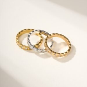 Coco diamond studded mini diamond grid ring