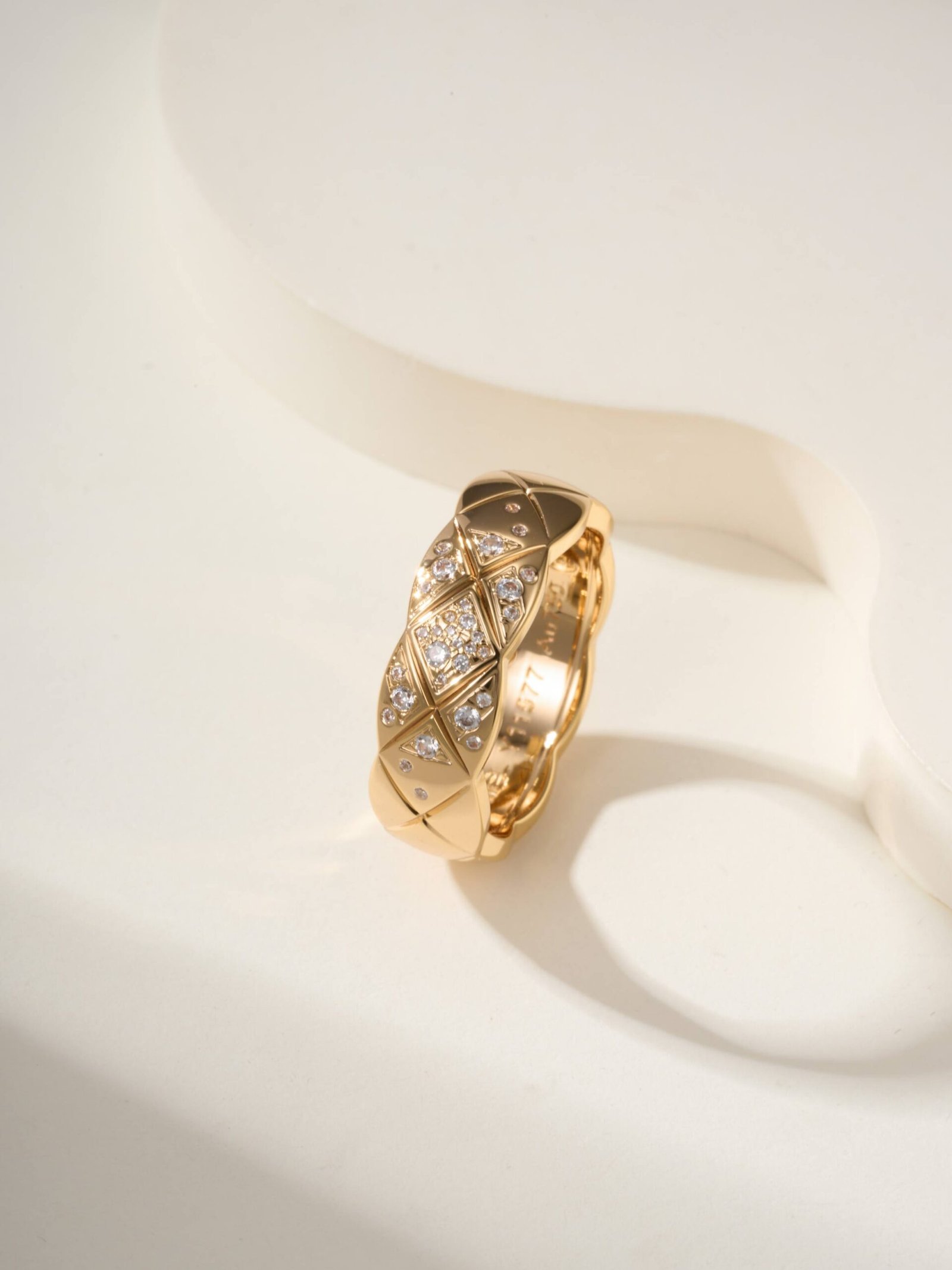 Coco diamond medium diamond grid ring - Image 3