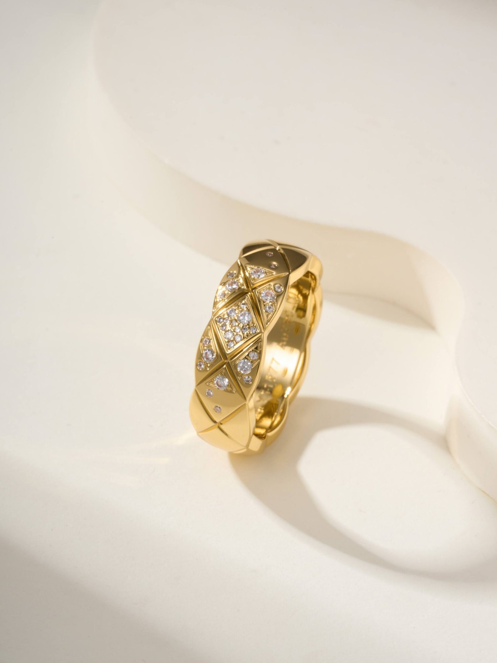 Coco diamond medium diamond grid ring - Image 4