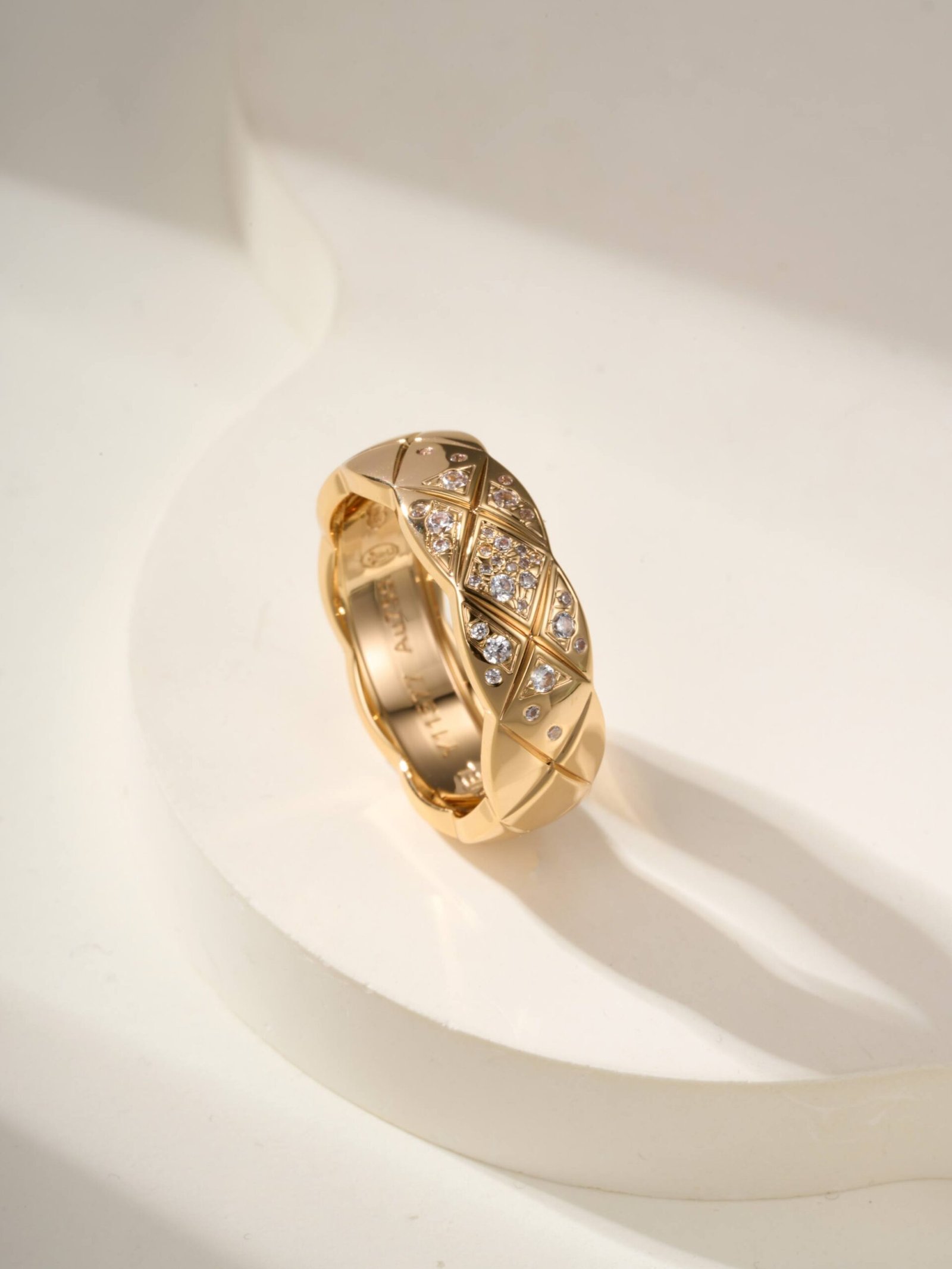 Coco diamond medium diamond grid ring - Image 7