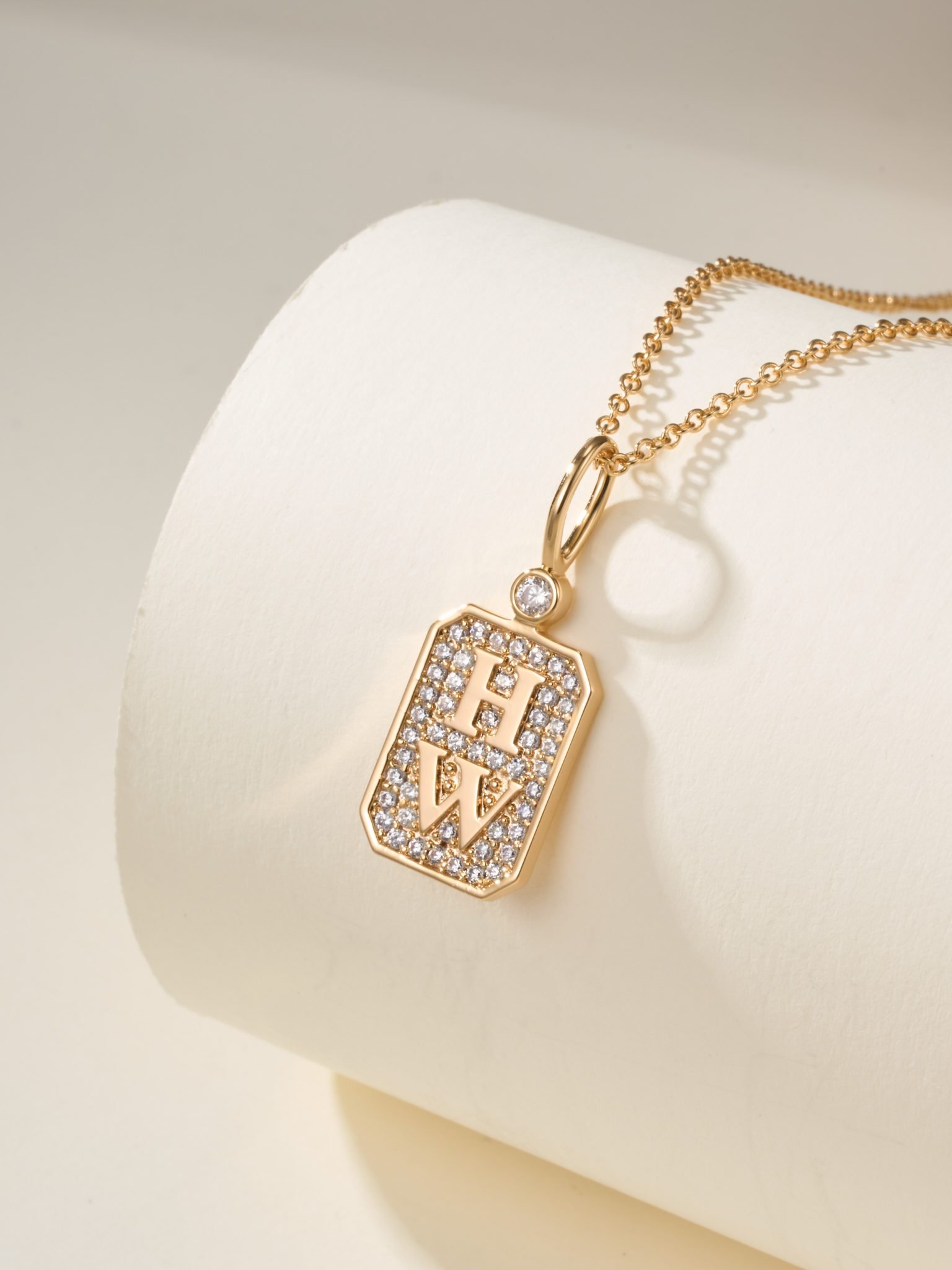 HW perfume bottle necklace - Image 9