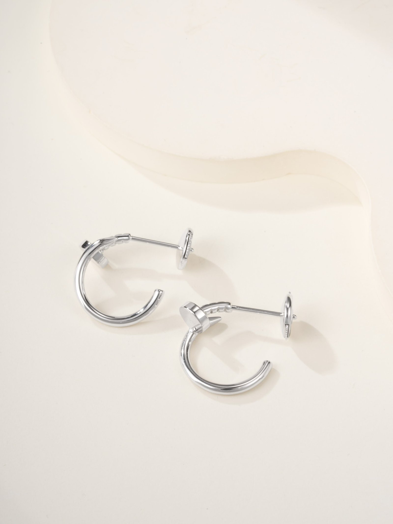Nail small diamond free earrings - 图片 4
