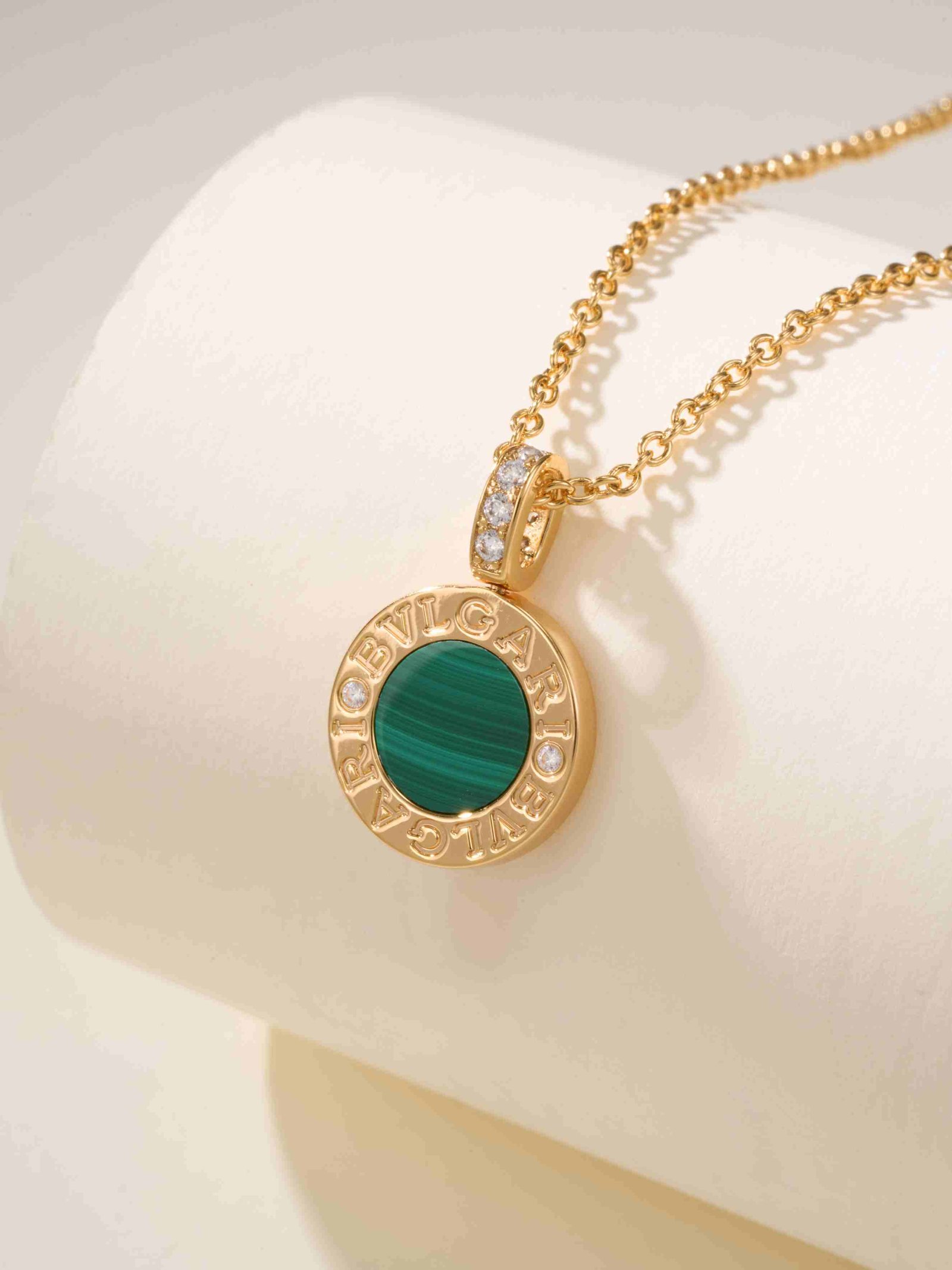 BV double-sided necklace