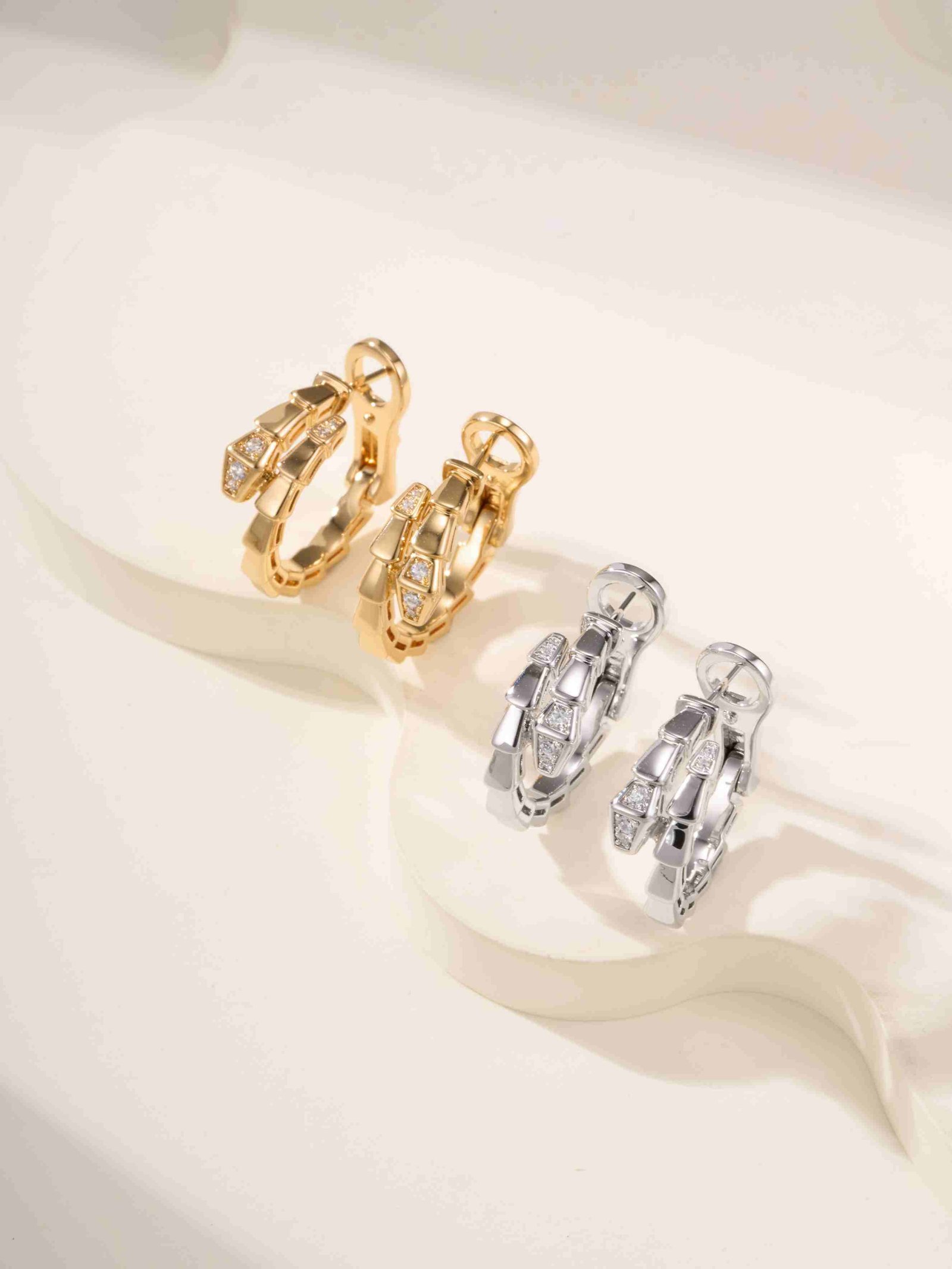 SERPENTI VIPER series snake bone tail diamond earrings