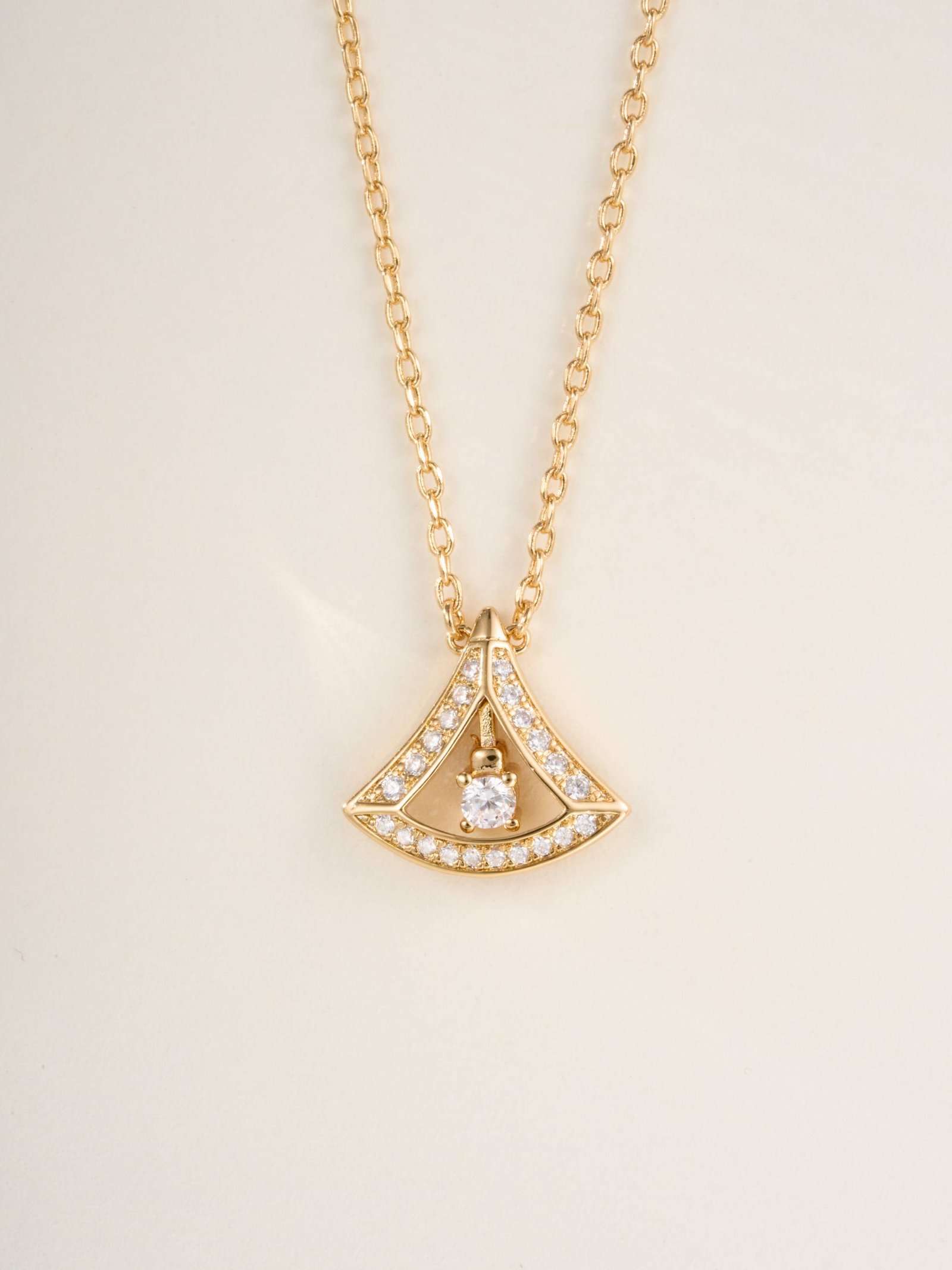 Small hollowed out full diamond necklace - 图片 2