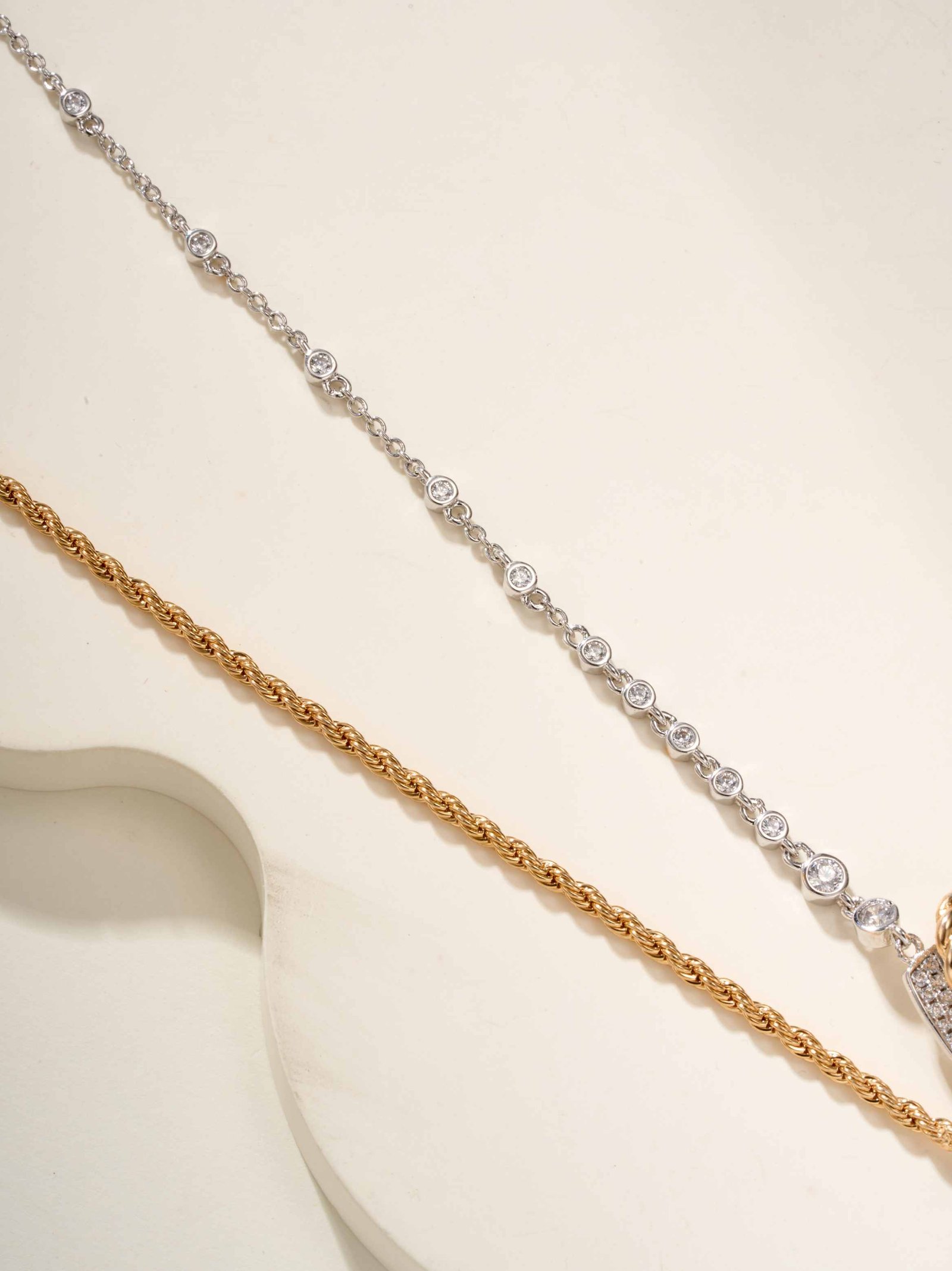 Chaumet Bow Necklace - Image 7