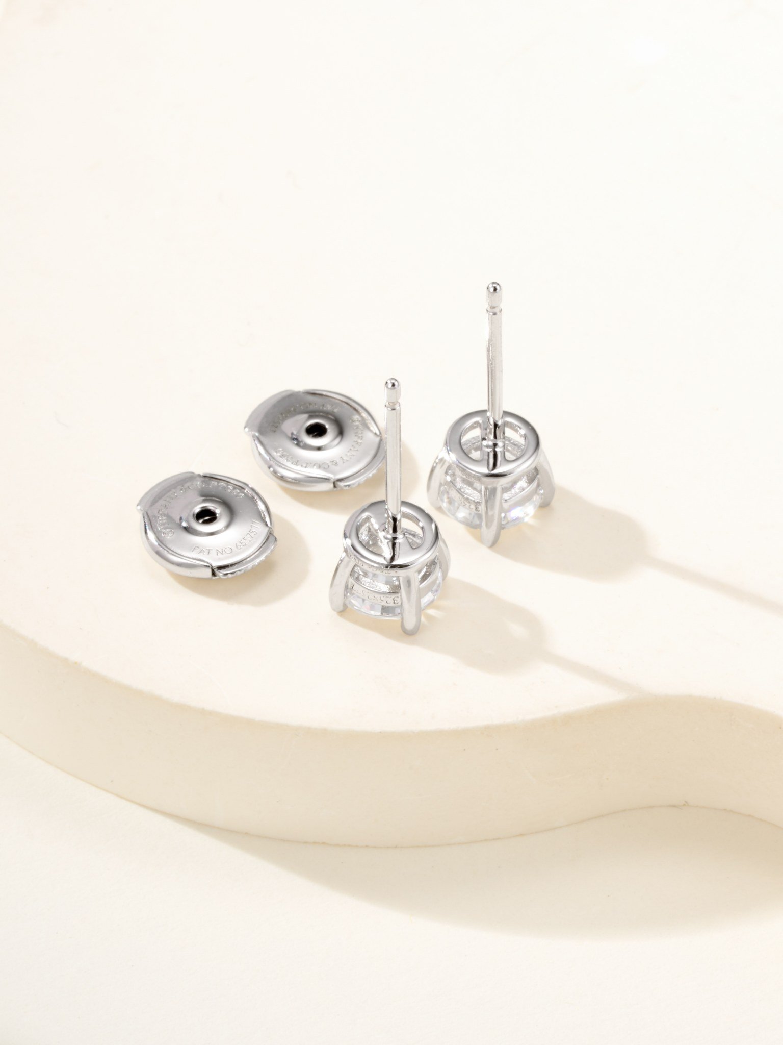 T Four Claw Earnail (0.5ct) - 图片 6