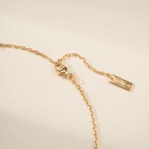 Lucky Move Series White Shell Necklace