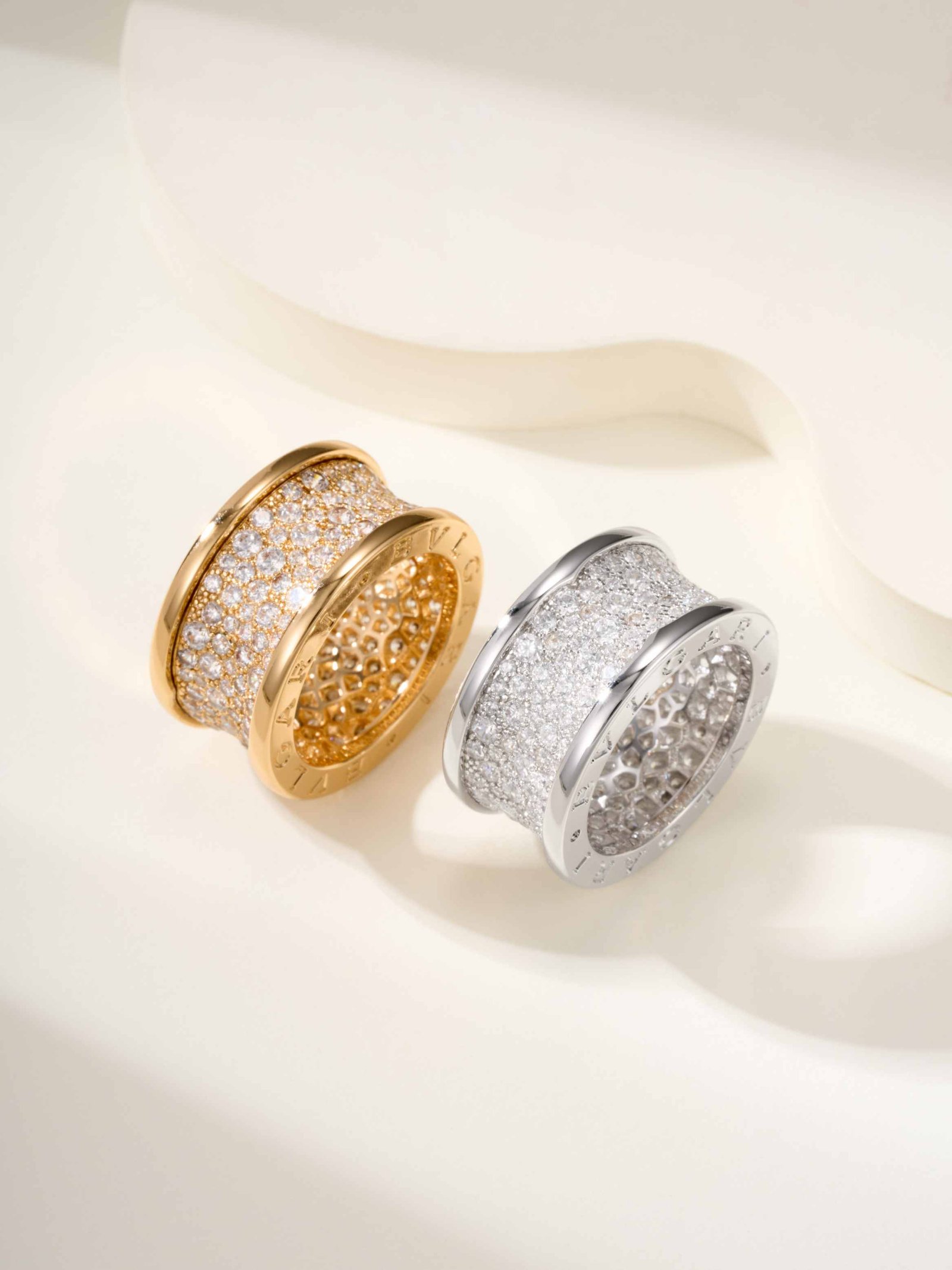 Large full diamond small waist ring