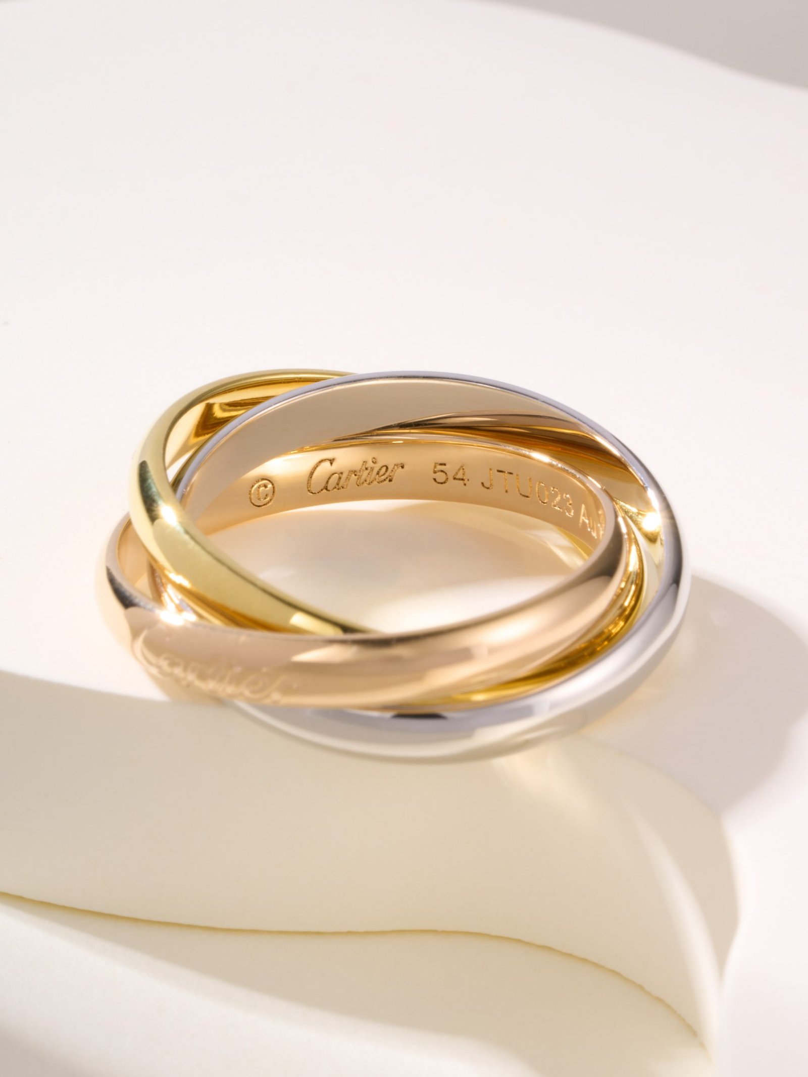 Trinity Classic 3-Color Ring Medium - Image 4