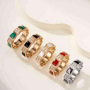 Wide diamond snake ring (Fritillaria)