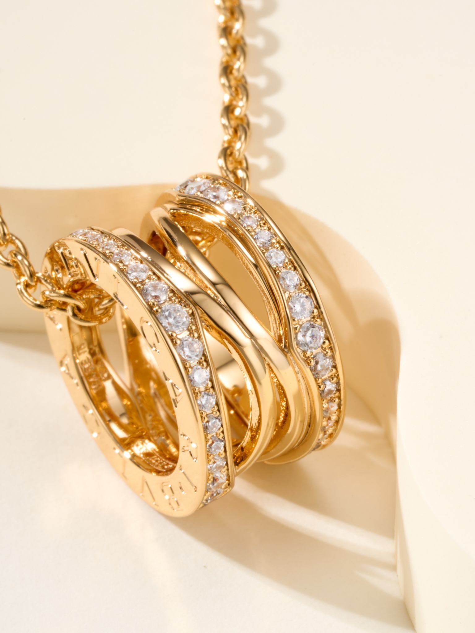 BV hollow edged diamond studded B.ZERO1 necklace - 图片 5