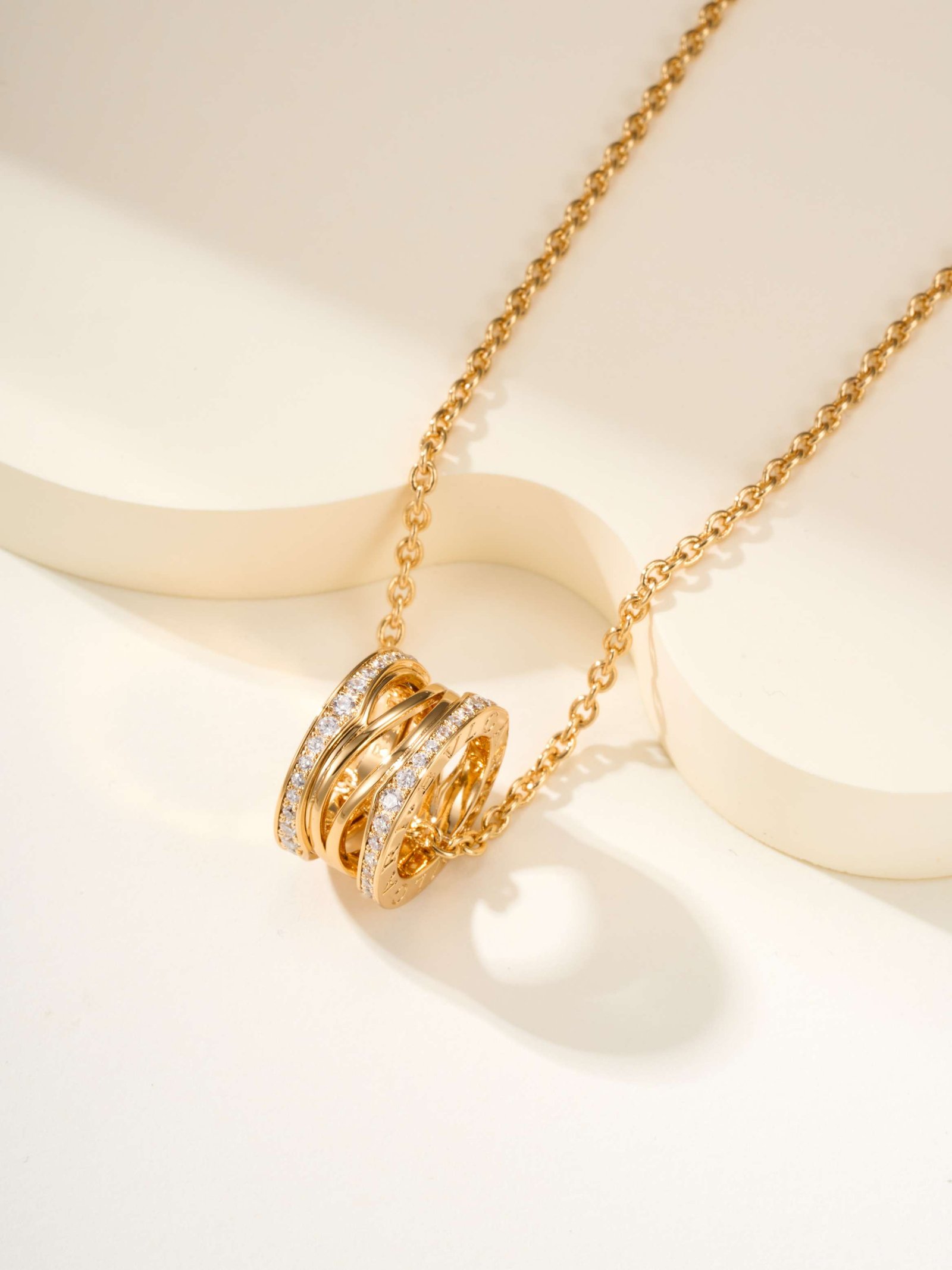 BV hollow edged diamond studded B.ZERO1 necklace - 图片 2