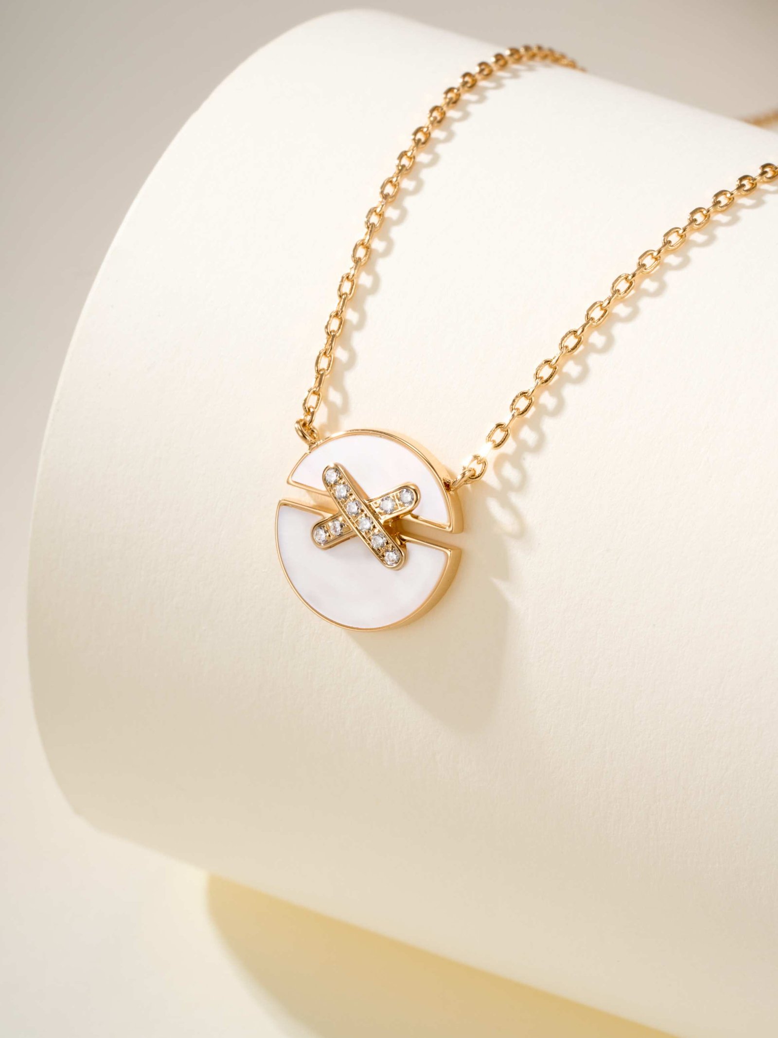 Liens Bond Bellmare Necklace - Image 6