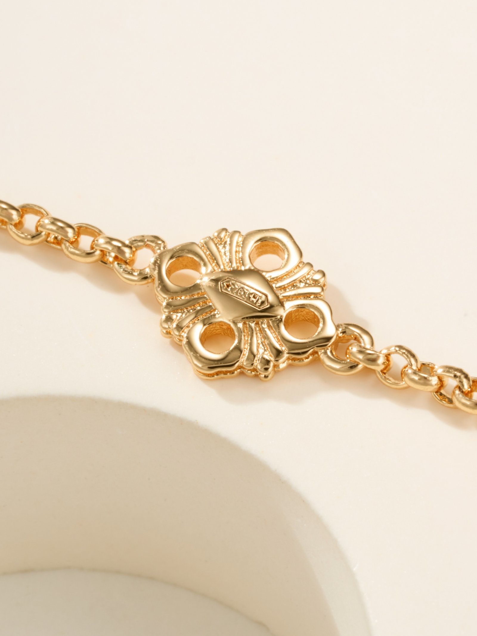 BU Opera Series Gold 3 Pattern Single Flower Agate Black Bracelet (Small) - 图片 8