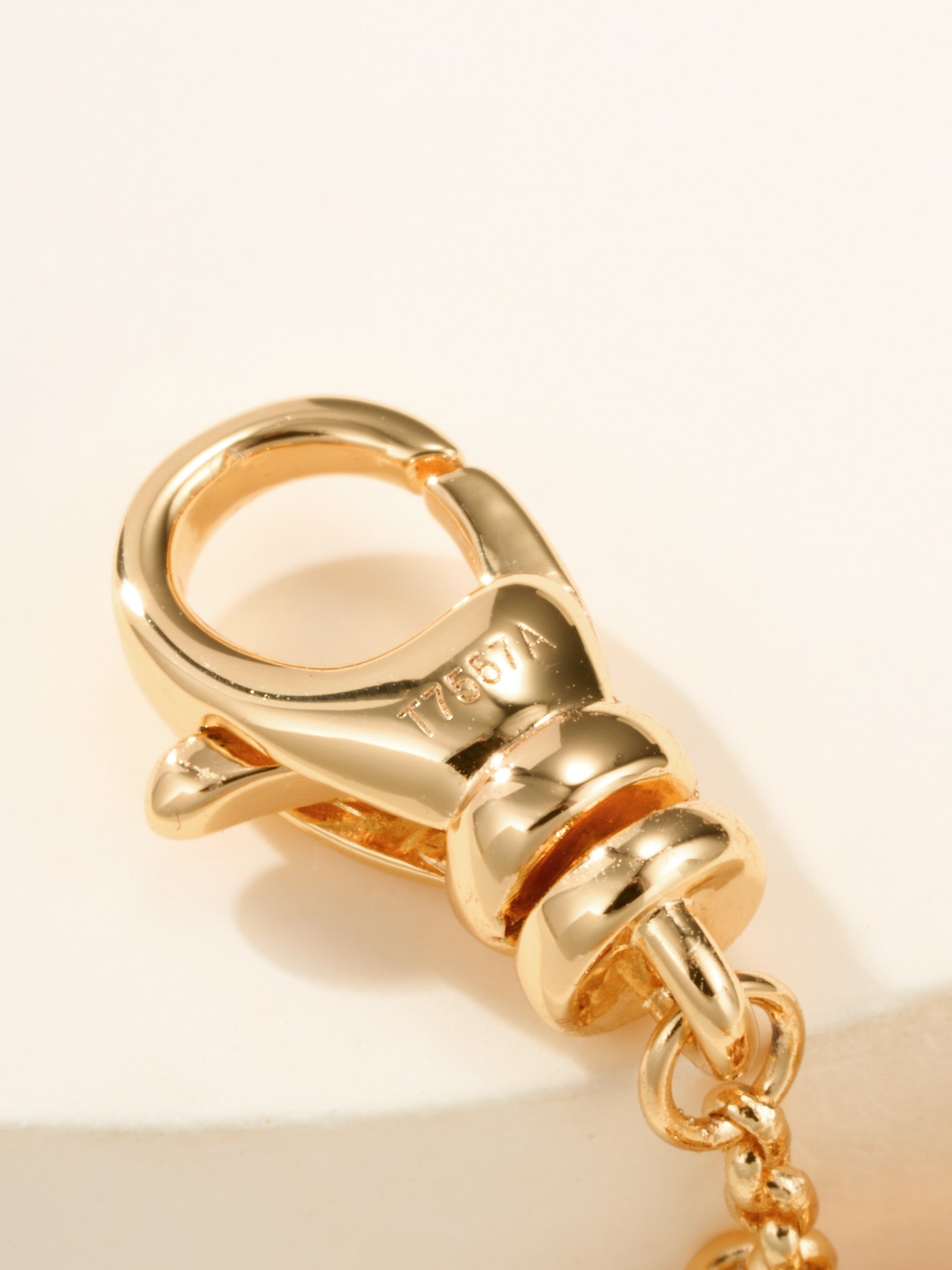 BU Opera Series Gold 3 Pattern Single Flower Agate Black Bracelet (Small) - 图片 10