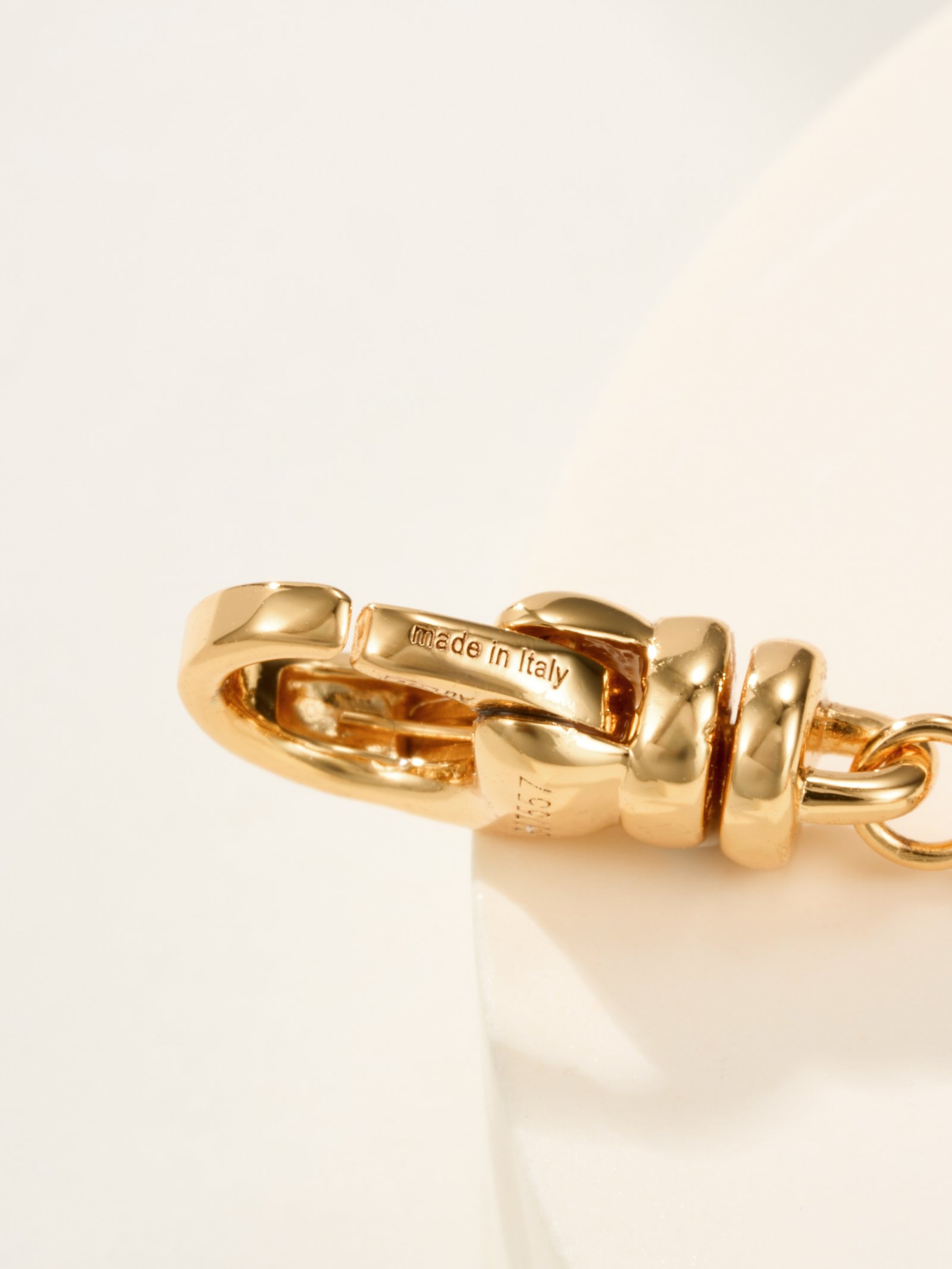 BU Opera Series Gold 3 Pattern Single Flower Agate Black Bracelet (Small) - 图片 9