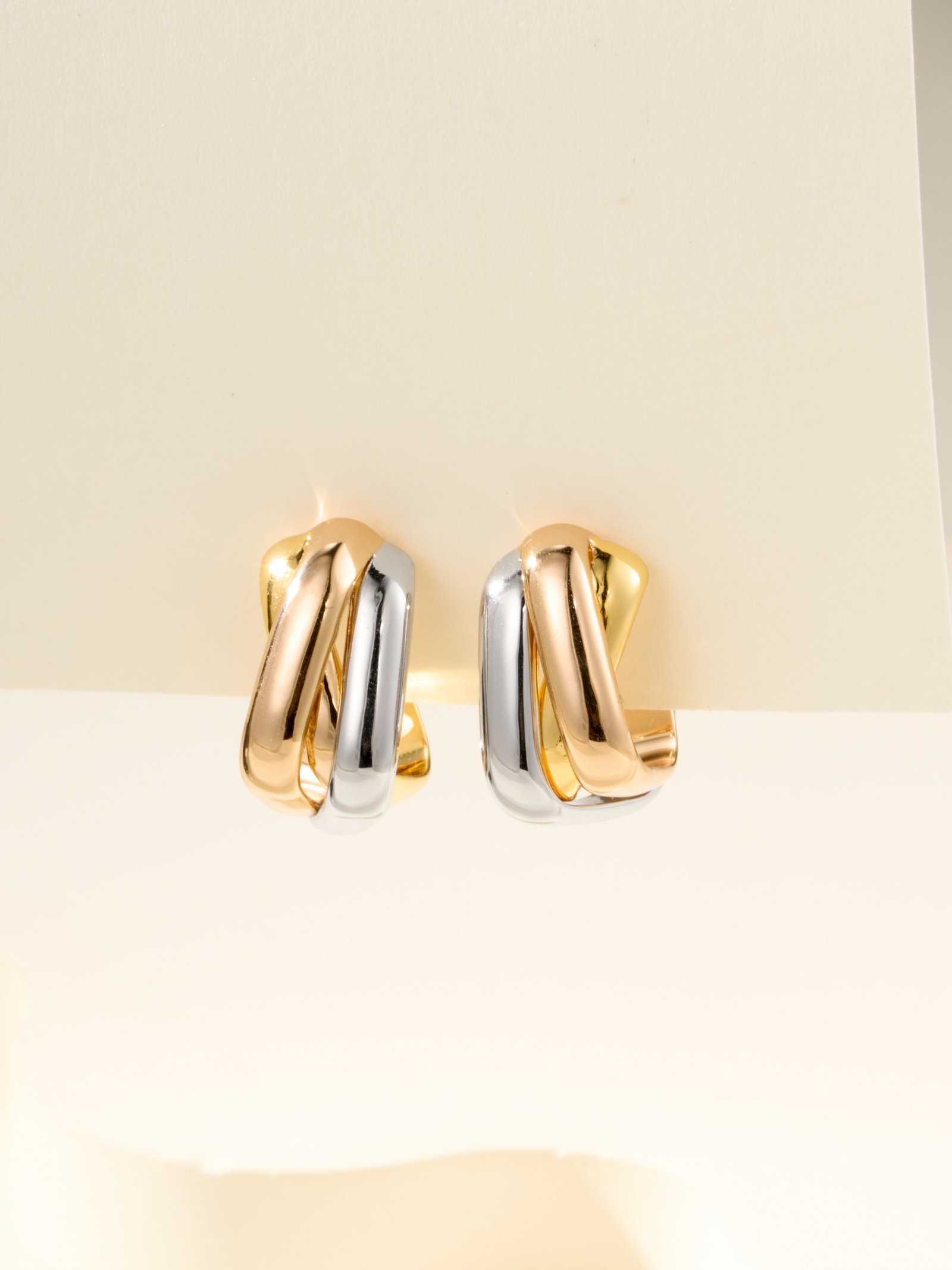 TRINITY Pillow shaped Tri color Ring Ear Needles