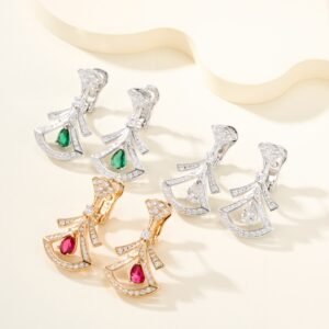 D IVAS'DREAM Ruby Earrings