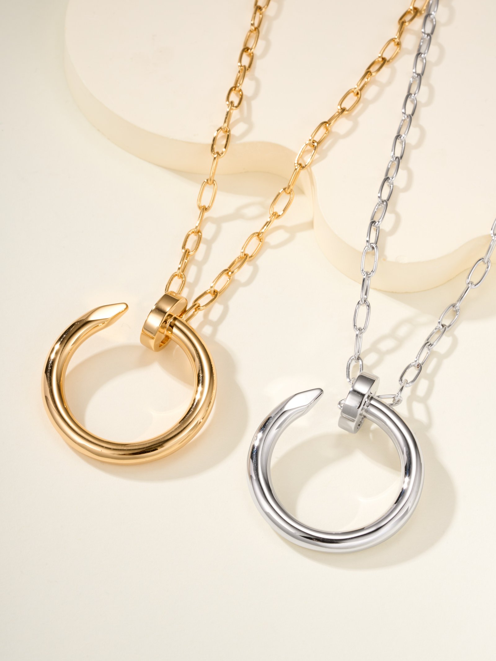 Extra large nail necklace (chain length 70cm)