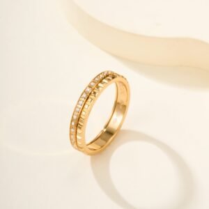 BOUCHERN Narrow Quatre Diamond Set Ring
