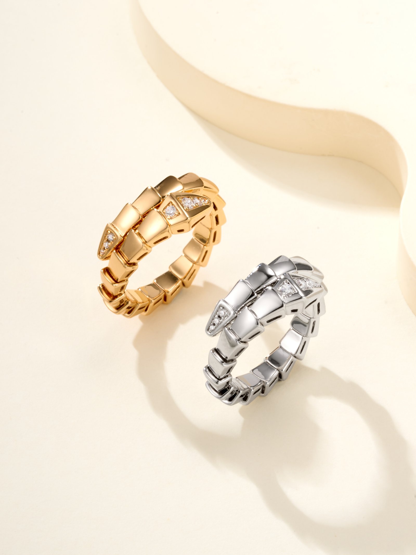 Elastic Snake Ring (Head and Tail Diamond)