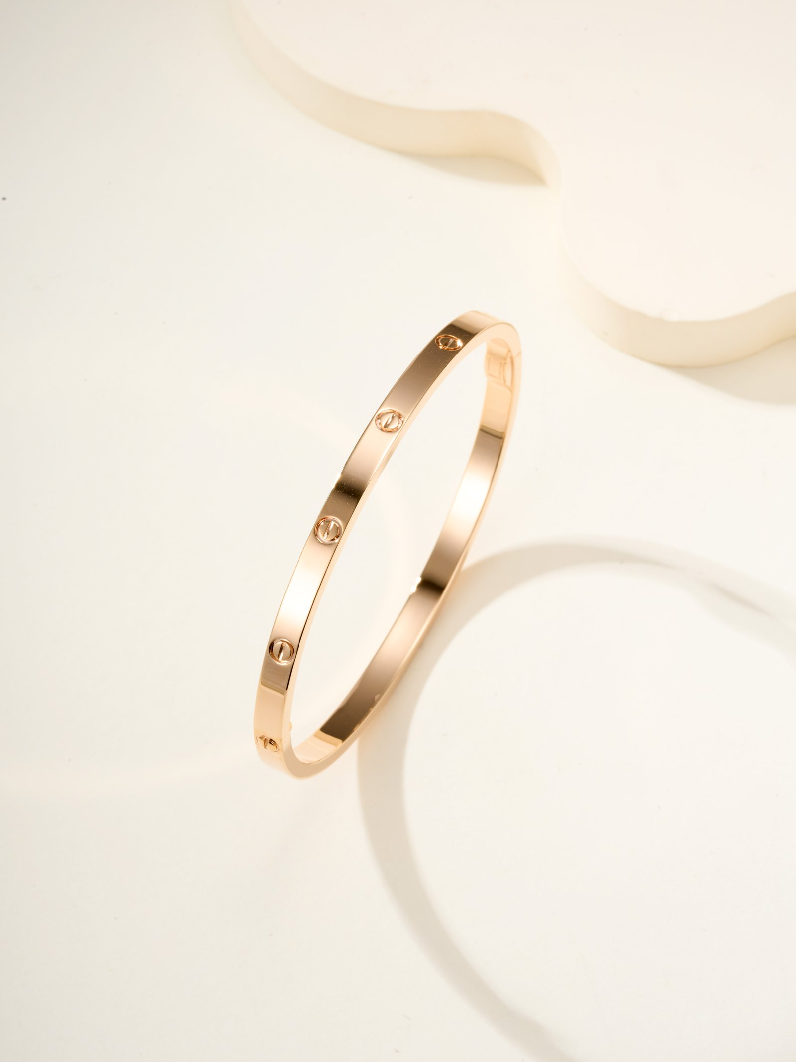 Classic LVOE Narrow Edition Diamond free Bracelet - Image 10