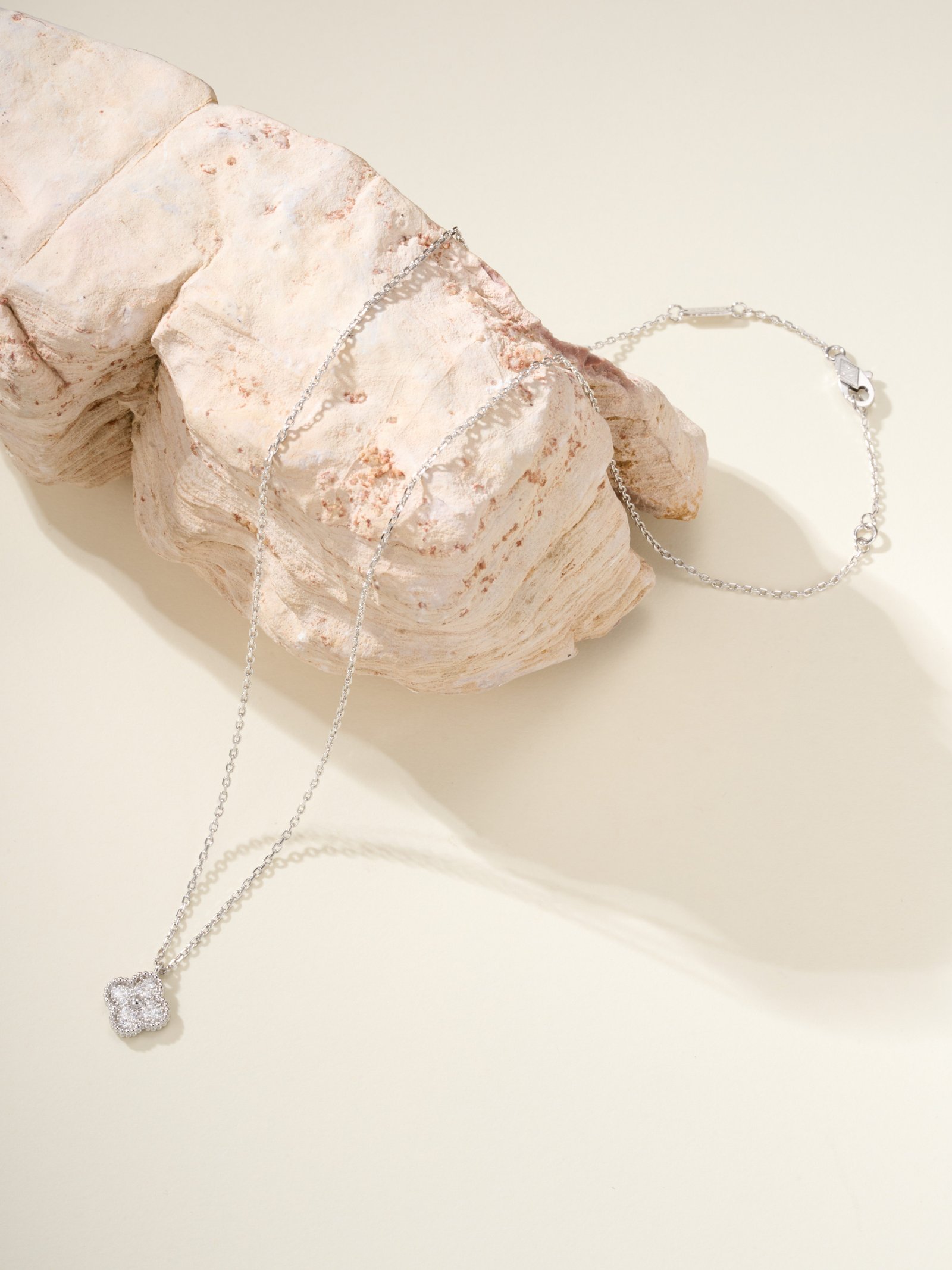 VCA Full Diamond Mini Single Flower Necklace - Image 6