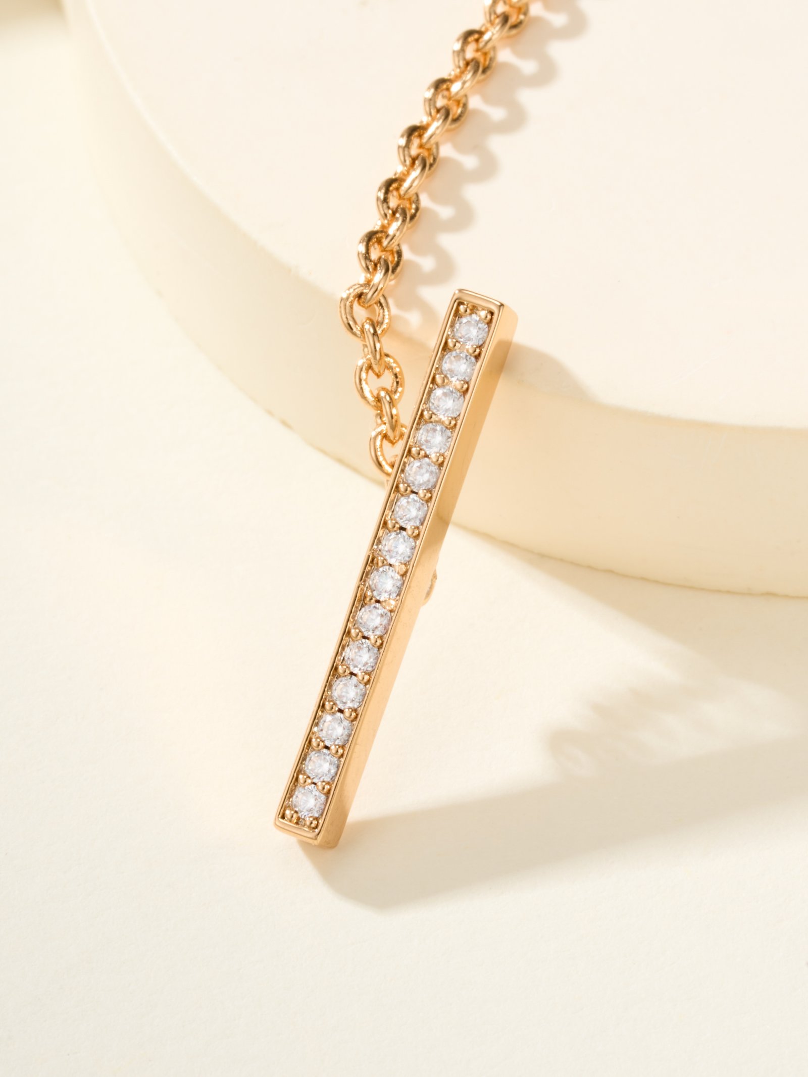 H Pig Nose Diamond Bracelet - Image 8