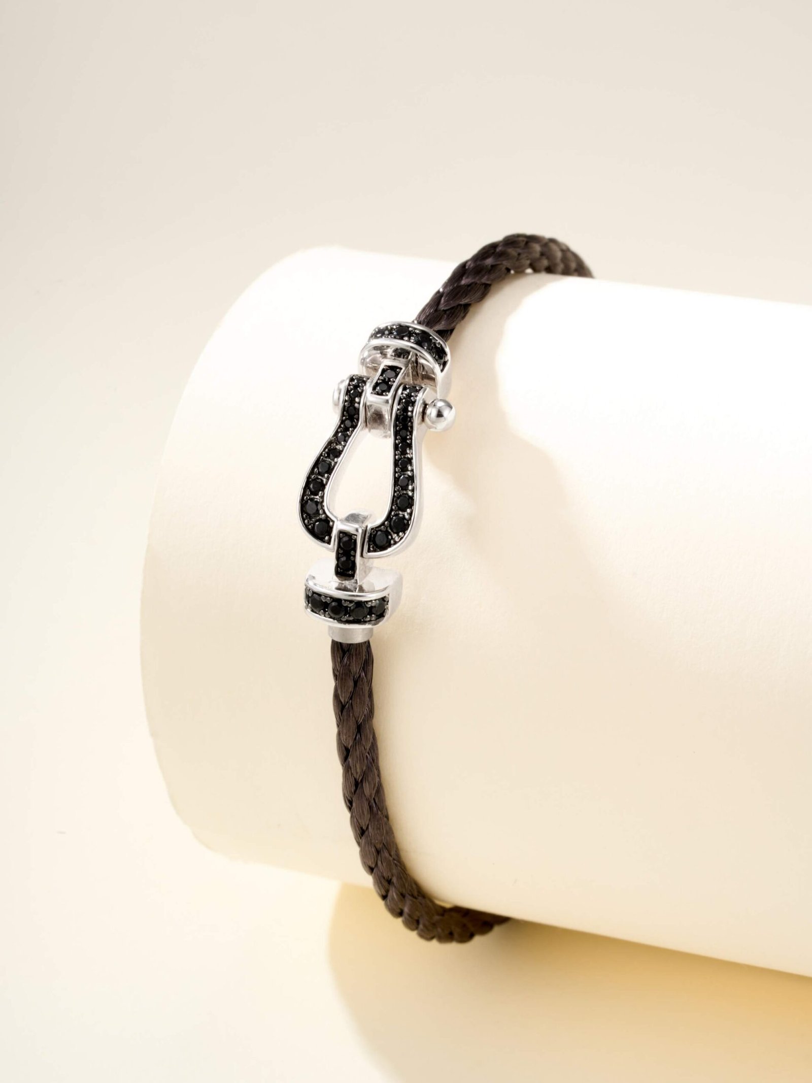 10 degree black diamond horseshoe buckle bracelet (small size) - Image 3