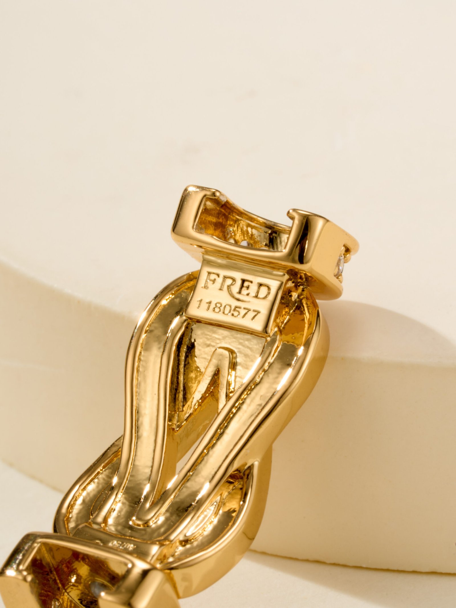 8-degree full diamond twisted flower buckle bracelet (small size) - Image 8