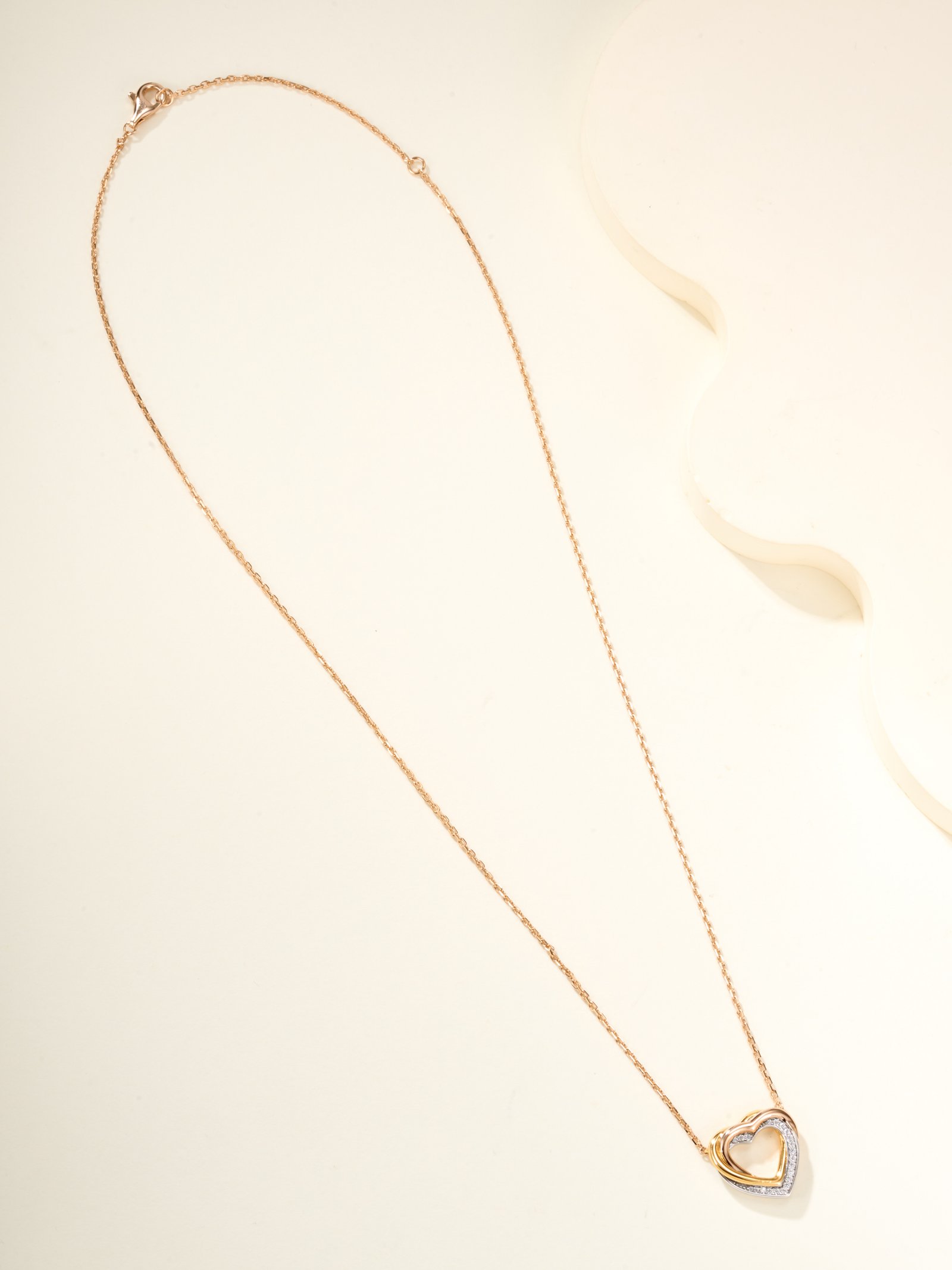 Trinity heart-shaped tricolor diamond studded small necklace - 图片 7