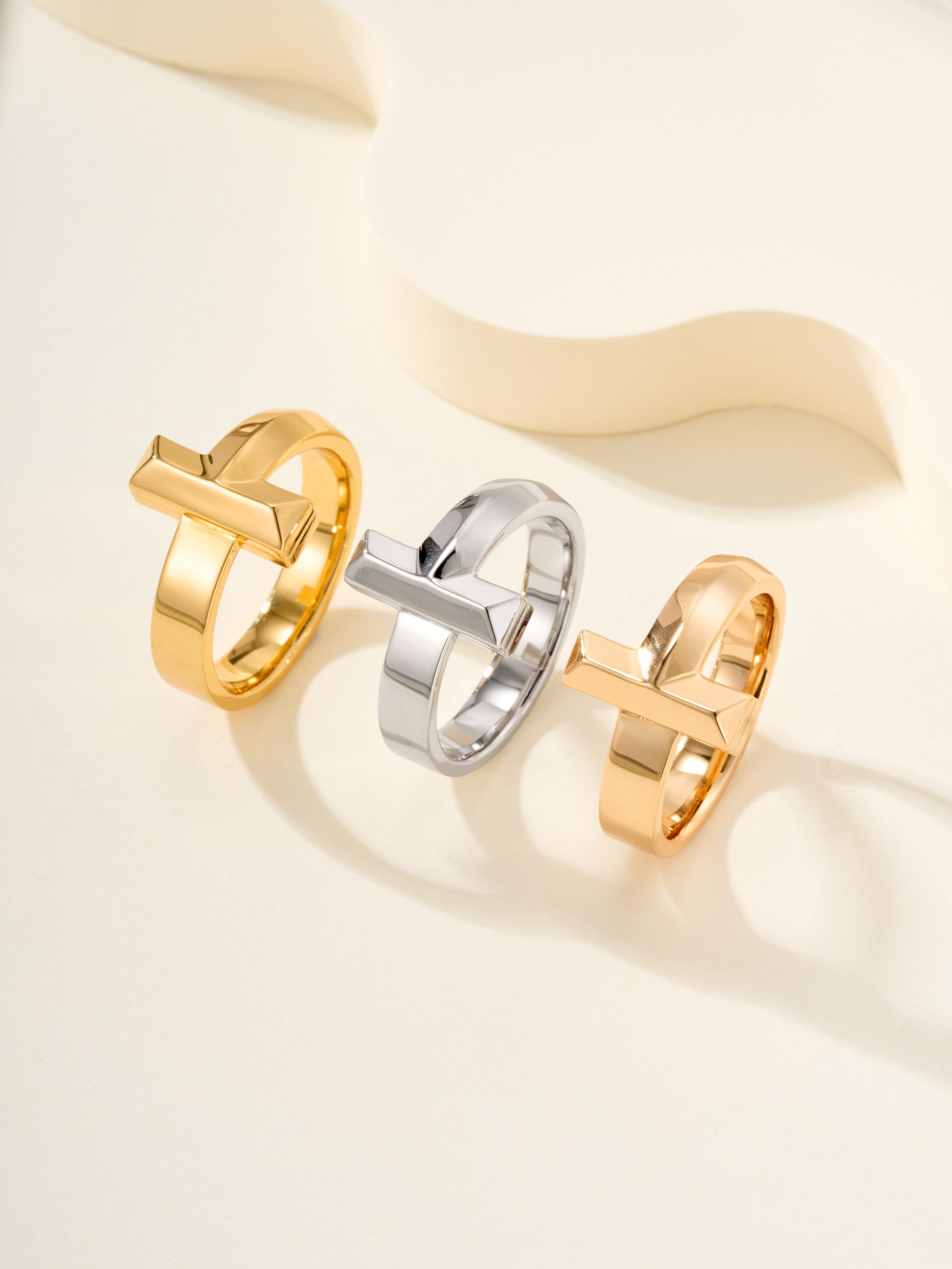 T1 Wide Diamond Free Ring