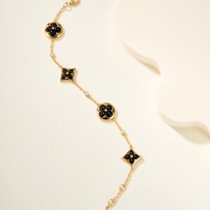 LV Classic Four Flower Black Agate 3-Diamond Bracelet (Yellow Gold)