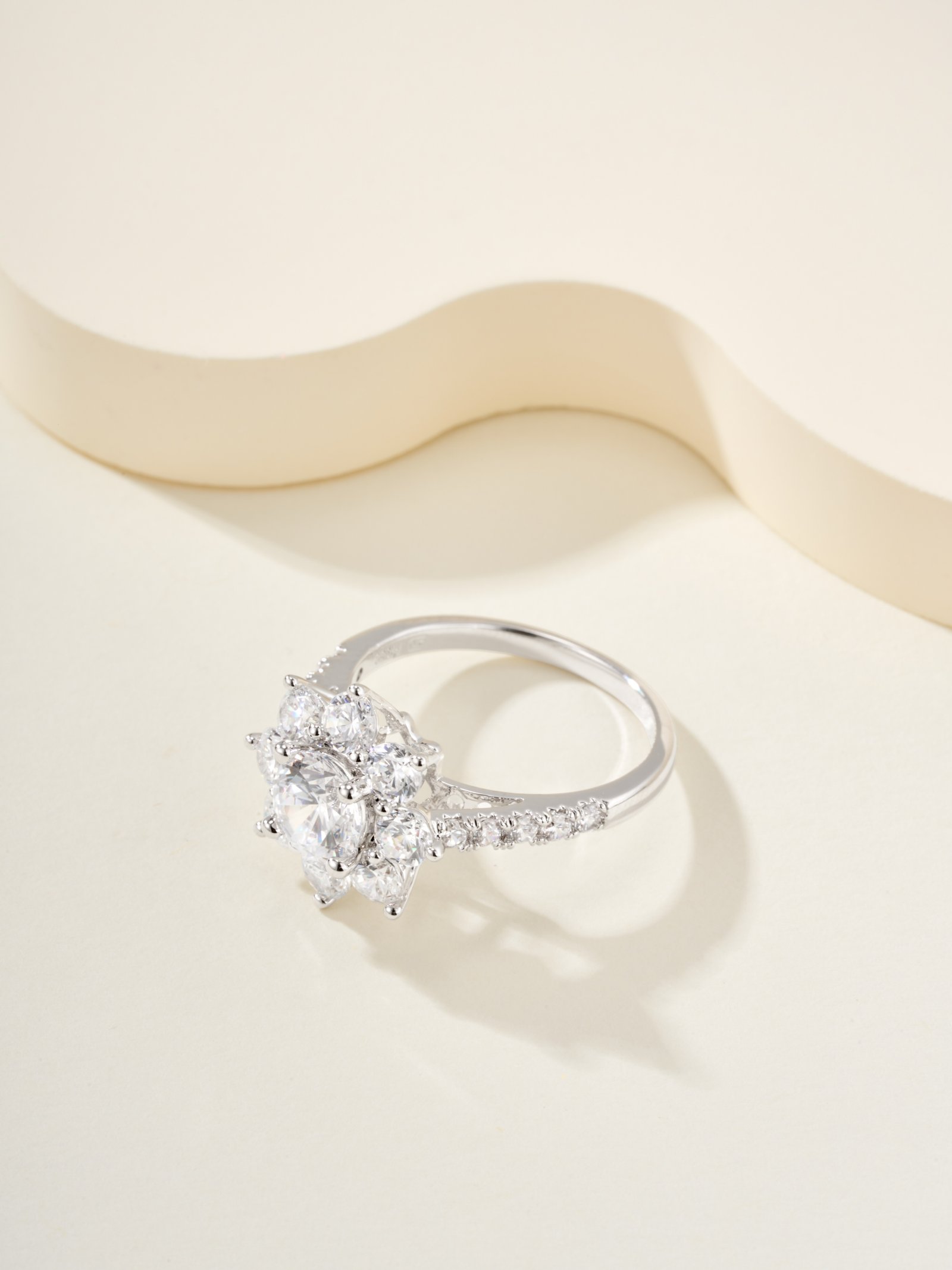 HW Sunflower Diamond Ring (Color White) - Image 10