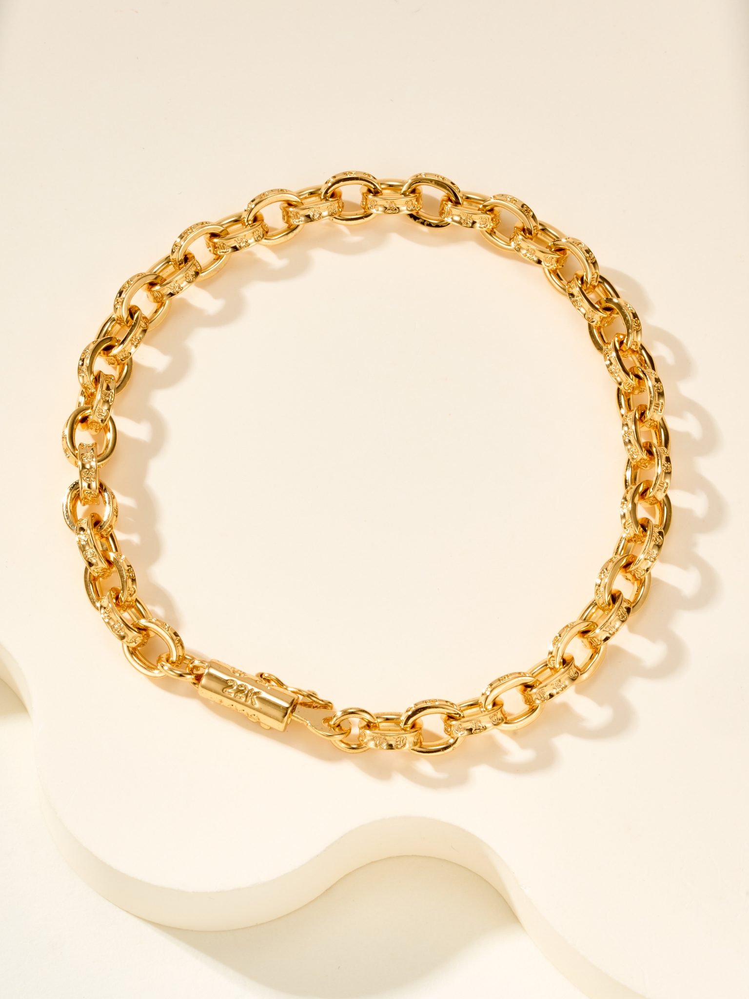 22k gold-plated Paper Chain letter bracelet