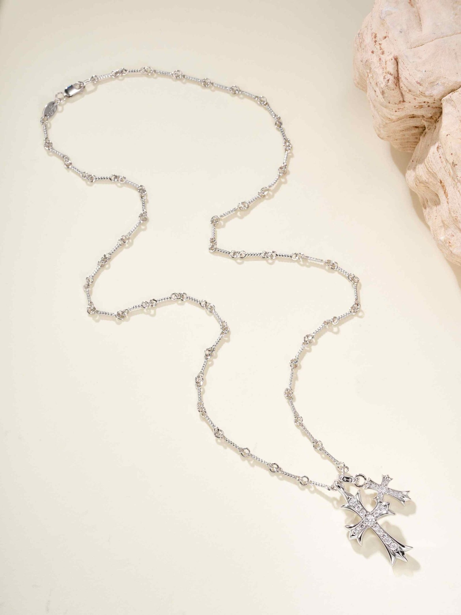 Classic Double Cross Croheart Necklace - 图片 10