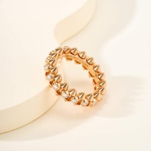 CLASH single row diamond rivet ring