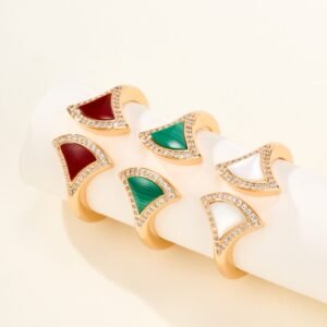 Double fan diamond studded ring