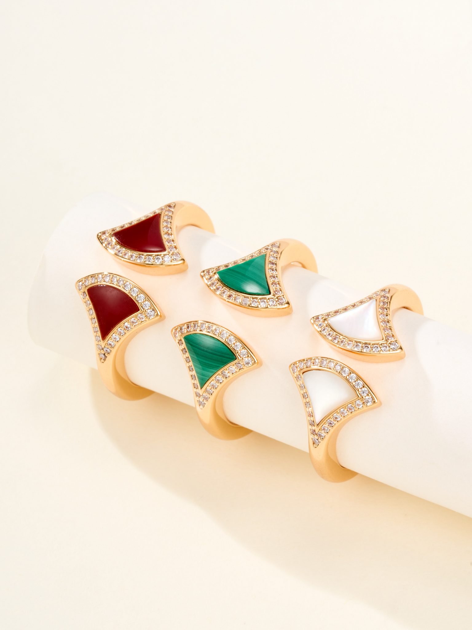 Double fan diamond studded ring