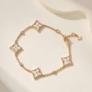 LV Classic Four Flower White Beimu 3-Diamond Bracelet (Four Diamond Shape)