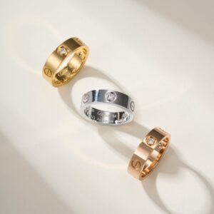 Classic Love Wide Three Diamond Ring (approximately 5.5mm)