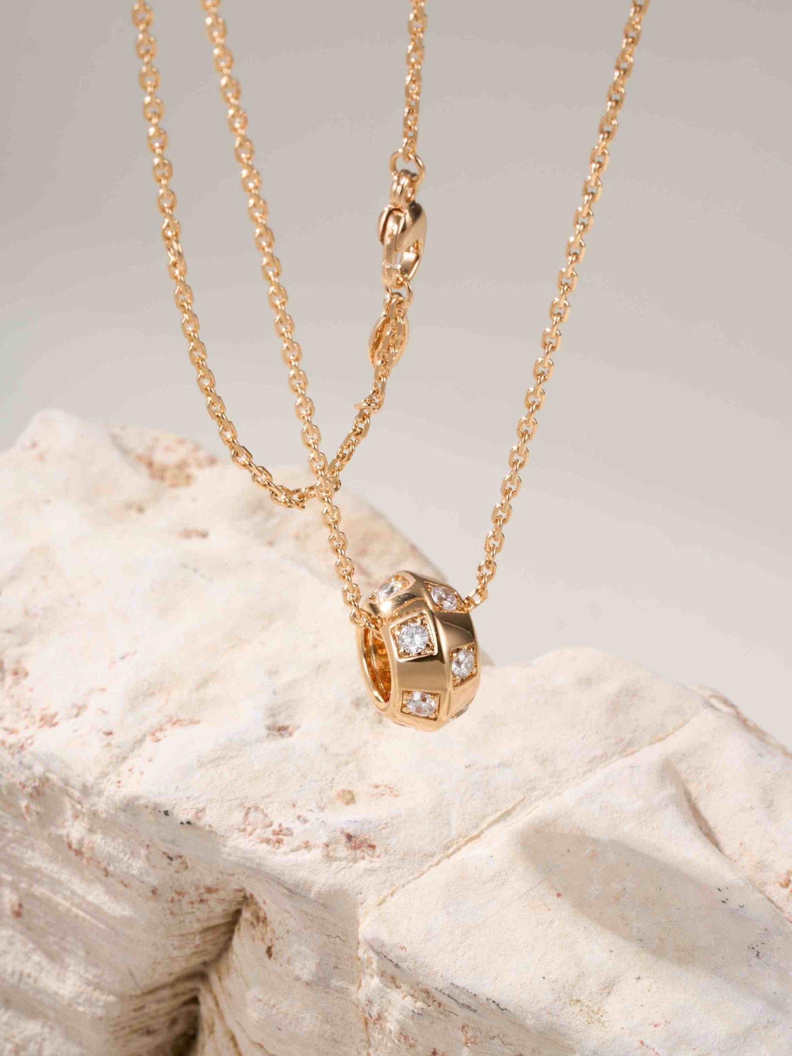 LV Damier Pattern Classic Grid Square Diamond Necklace - 图片 11