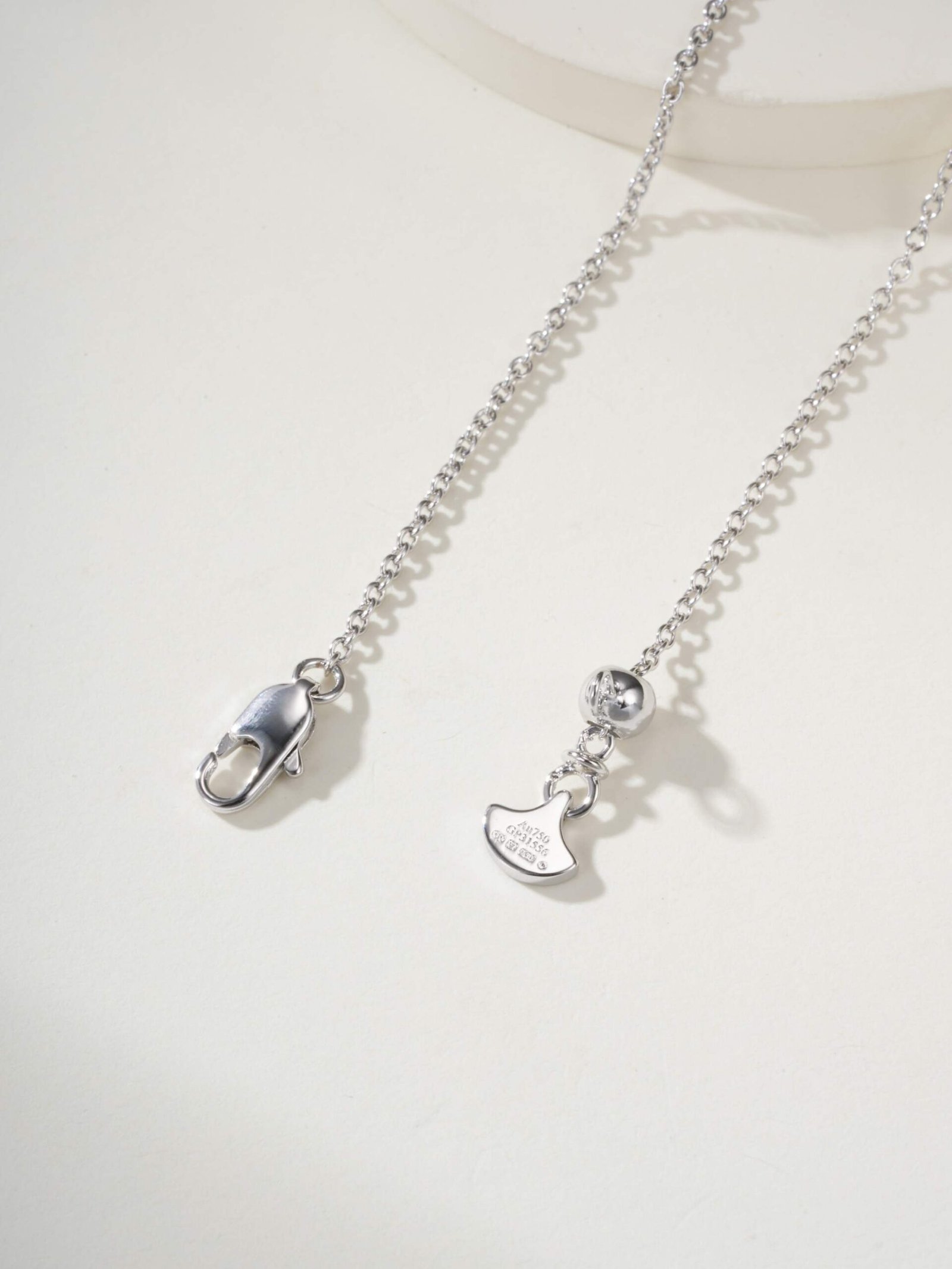 Graf Phantom Butterfly Double Play Diamond Set Necklace - 图片 8