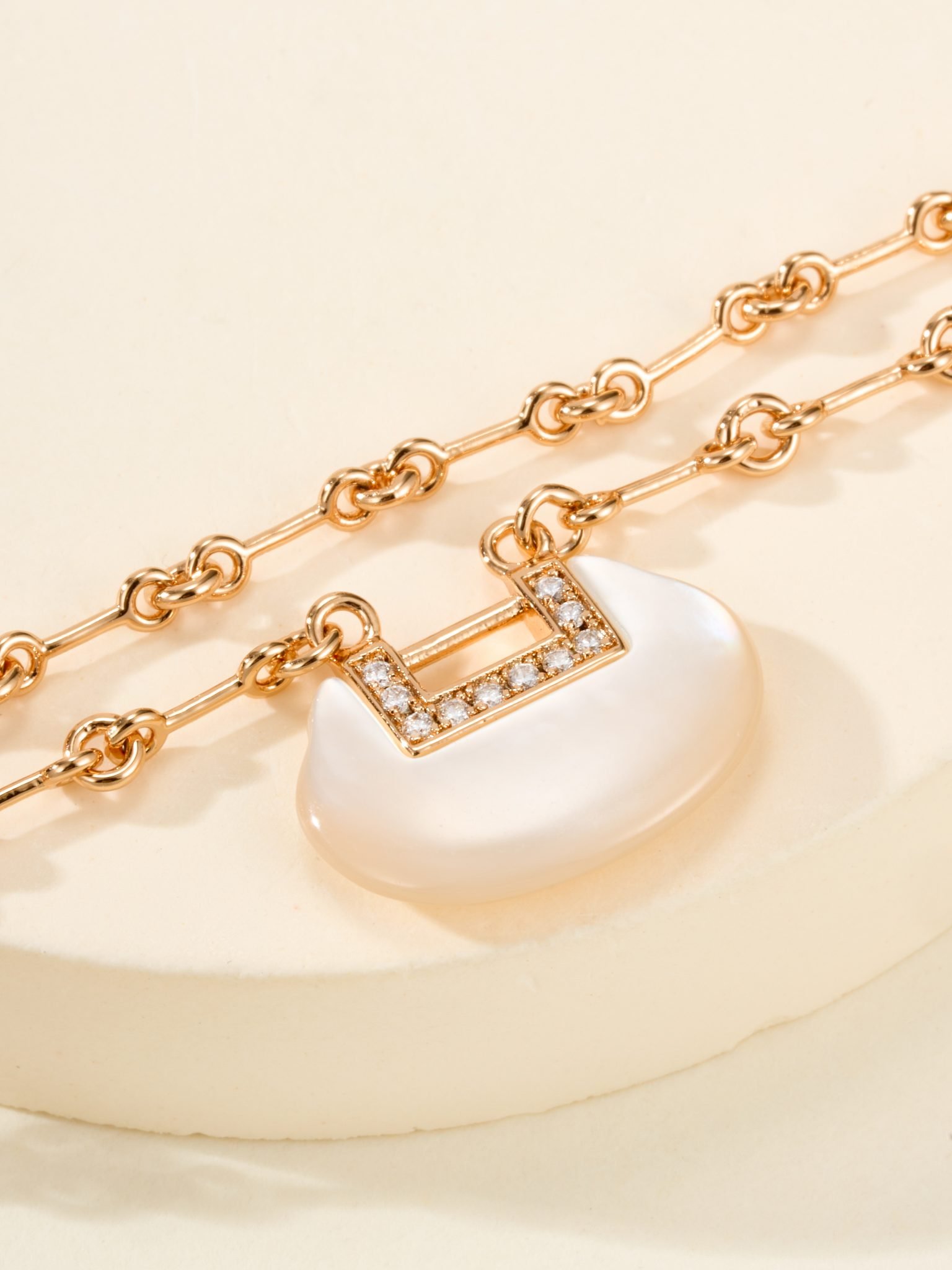 Qeelin Ruyi Double Chain White Beimu Bracelet - 图片 3